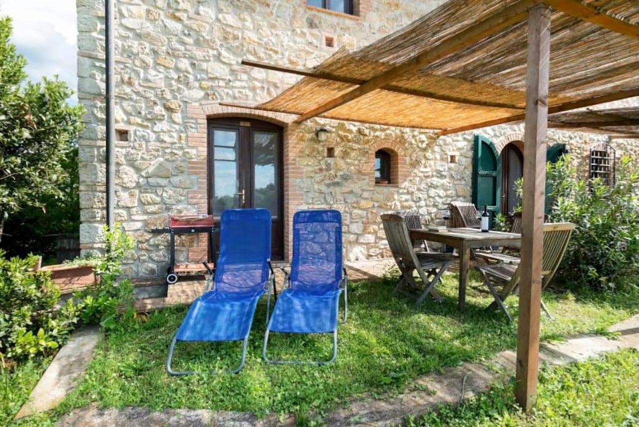 Agriturismo Fattoria Di Statiano Pomarance Luaran gambar